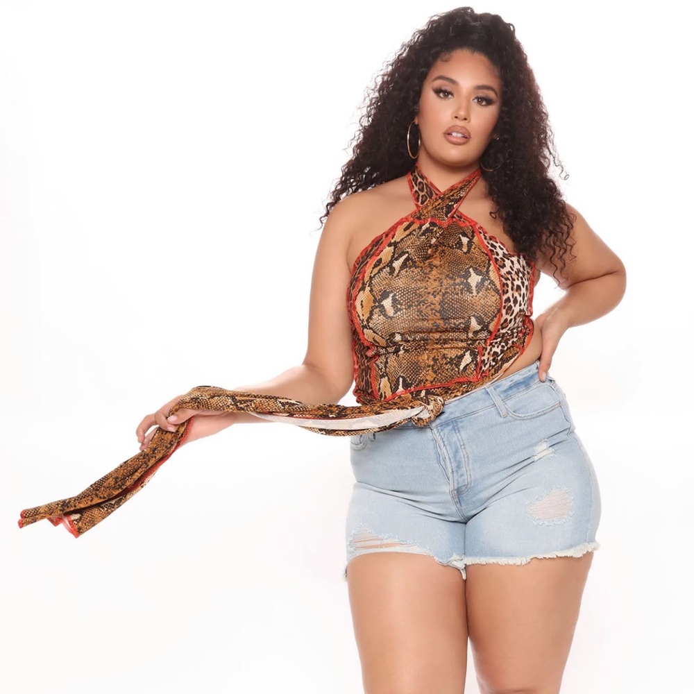 NWT Decades Ago Distressed Denim Shorts - Vintage Blue Wash